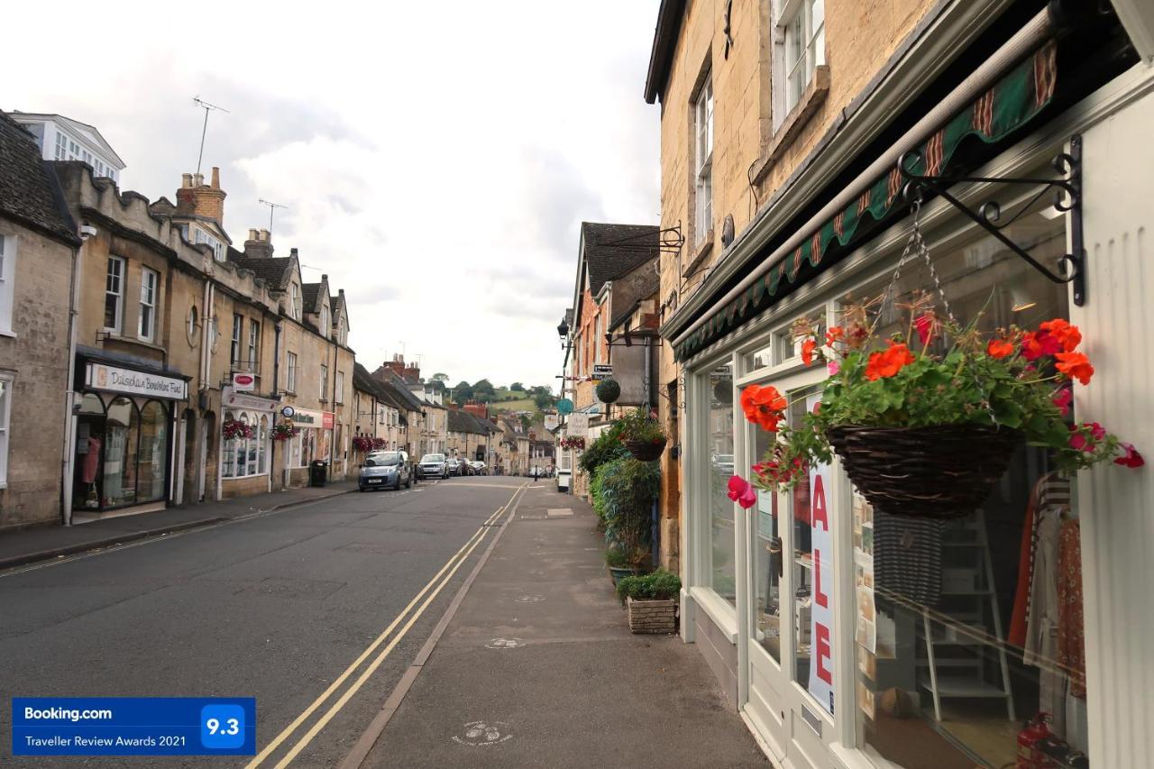 Peaceful Cottage In Heart Of Winchcombe Exterior photo